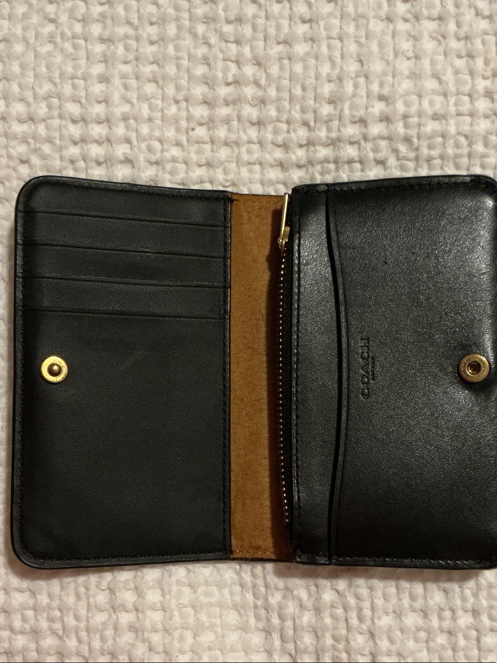 Coach Black Leather Rssential Wallet with Gold 'C' Logo - Picture 7 of 13